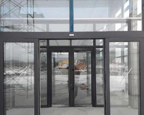 銅門、氟碳門系