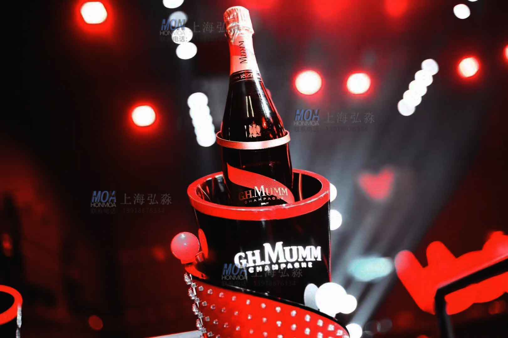 上海亞克力道具廠家