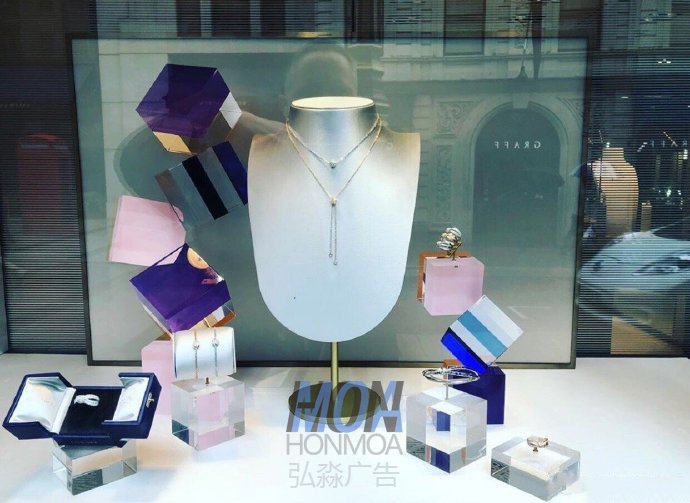 亞克力櫥窗道具