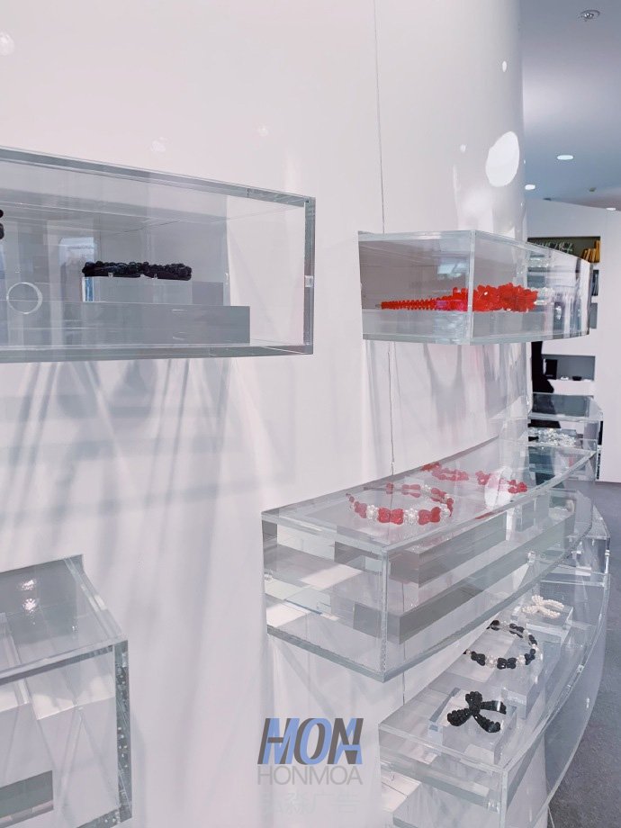 亞克力珠寶陳列臺(tái)