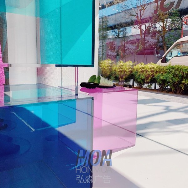 亞克力櫥窗道具