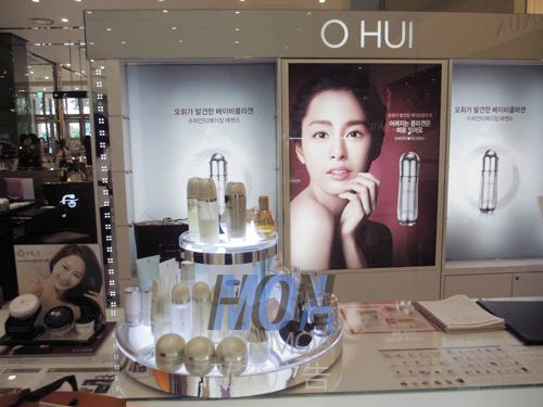 化妝品展示臺(tái)