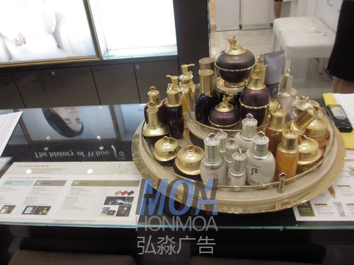 化妝品展示臺(tái)